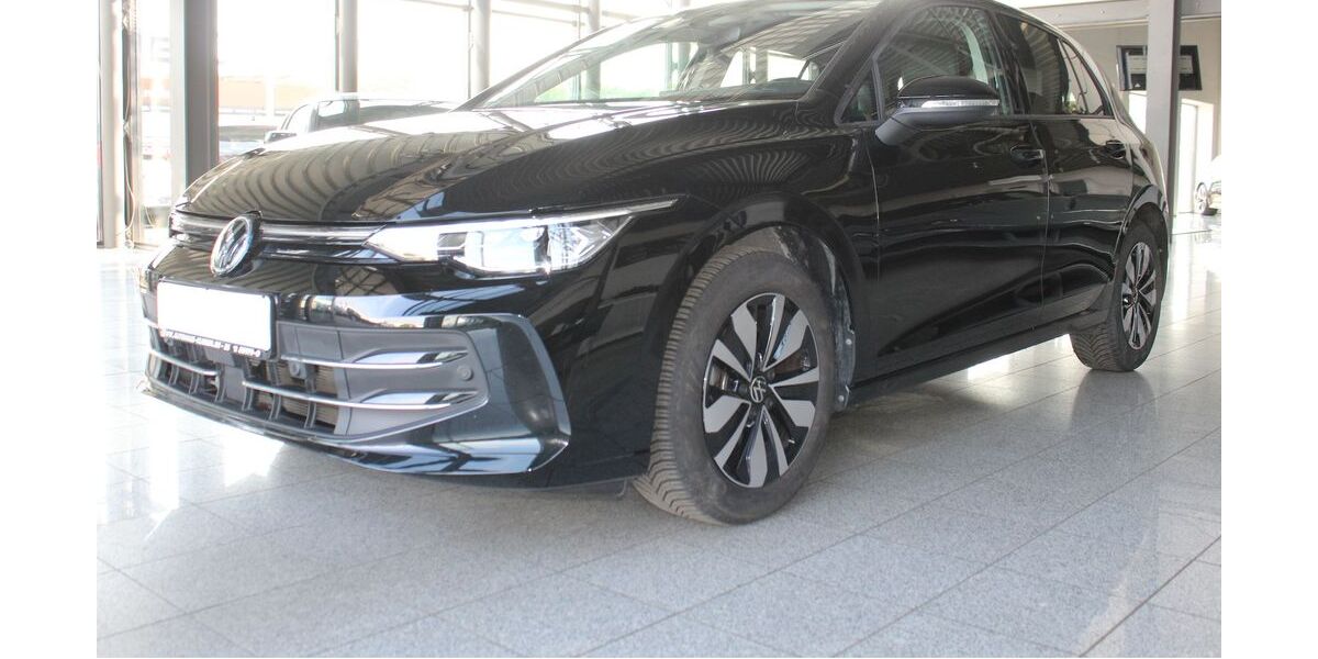 VW Golf 24.375 km 27.170 € Braunschweig 38112