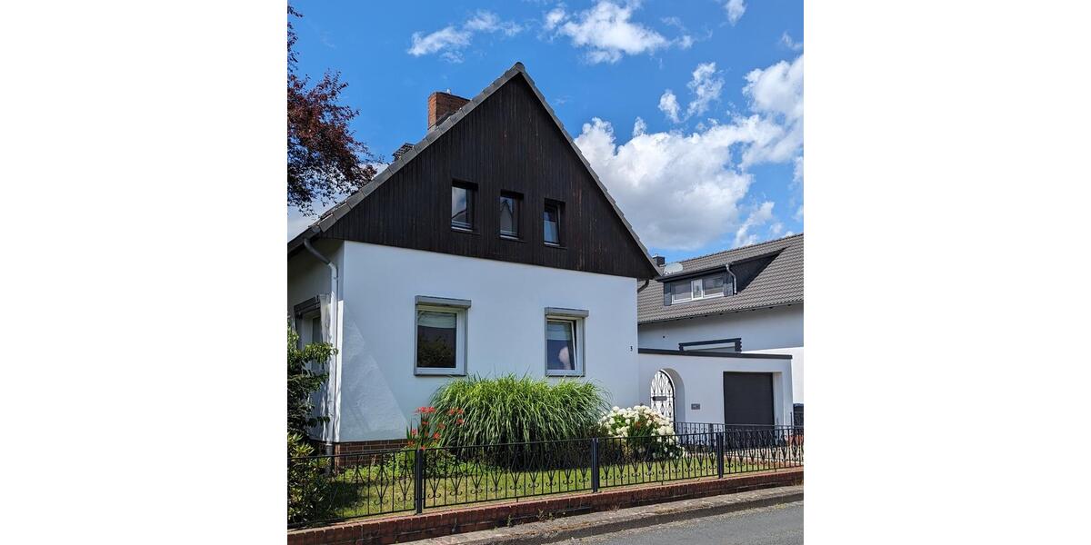 Einfamilienhaus Braunschweig Lehndorf-Watenbüttel - 4 Zimmer, 134 m&sup2;, 1.650&euro; | Angebot:26051505