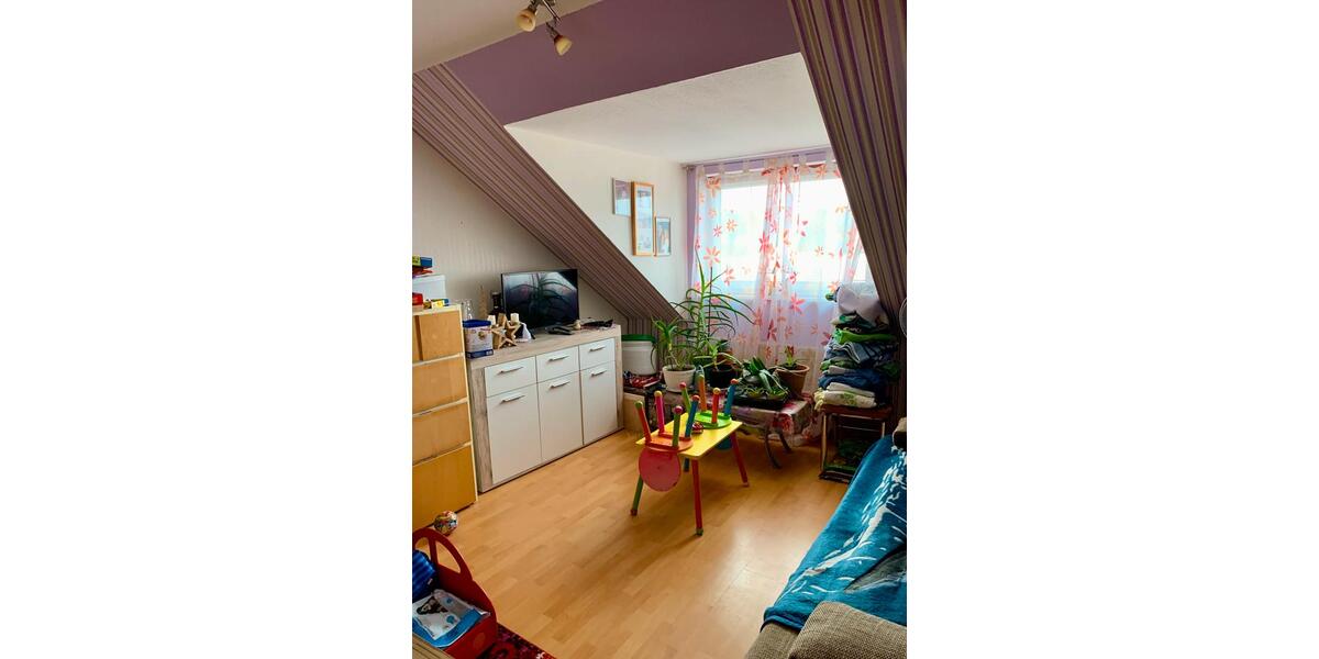 Dachgeschoßwohnung Gifhorn - 3 Zimmer, 66 m&sup2;, 590&euro; | Angebot:25145733