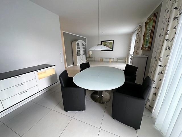 Etagenwohnung Gifhorn - 4 Zimmer, 130 m&sup2;, 1.340&euro; | Angebot:26144572