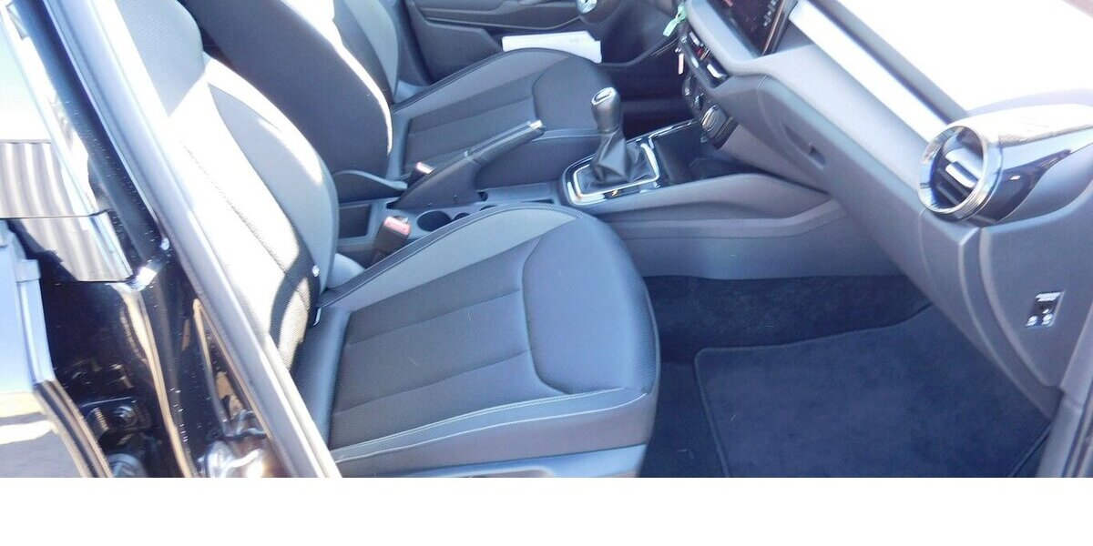 Skoda Fabia 1.0 Ambion TSI BMT 4TRG Klima Navi 14.100 km 16.390 € Vordorf 38533