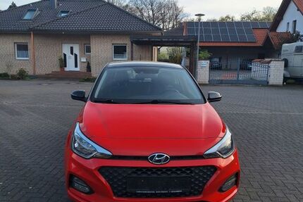 Hyundai i20 99.559 km 8.500 &euro; Dettum 38173