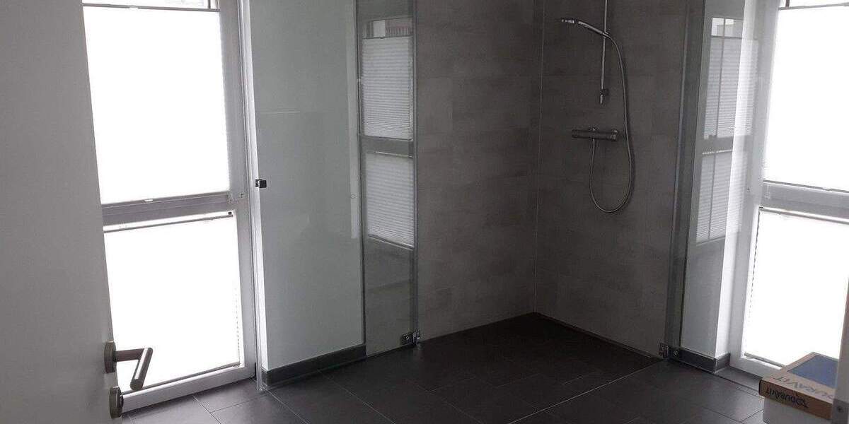 Neubau Erstbezug Barrierefreier Bungalow Haus mit eigenem Garten 3 zimmer