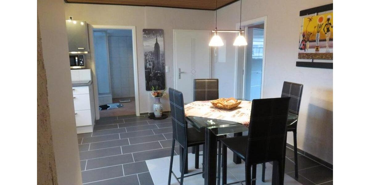 Dachgeschoßwohnung Wolfsburg - 2 Zimmer, 60 m&sup2;, 550&euro; | Angebot:26237596
