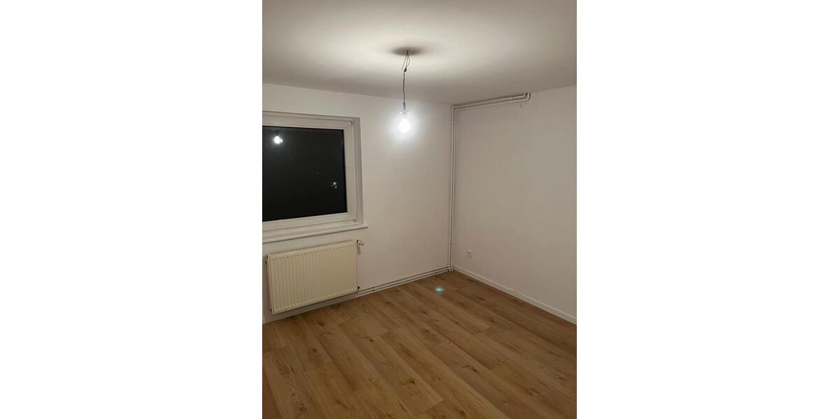 Reihenhaus Braunschweig Wabe-Schunter-Beberbach - 5 Zimmer, 70 m&sup2;, 1.250&euro; | Angebot:25164035