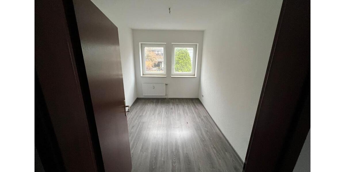 Etagenwohnung Wolfsburg Detmerode - 3 Zimmer, 79 m&sup2;, 160.000&euro; | Angebot:27197604