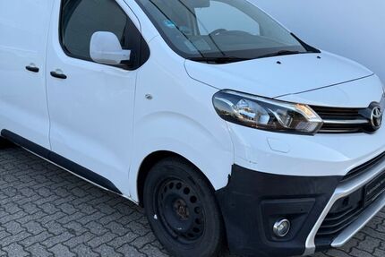 Toyota Proace (Verso) 98.800 km 8.990 € Braunschweig 38116