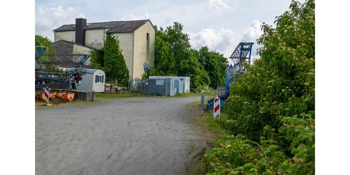 Gewerbeobjekt Tülau - 100&euro; | Angebot:23647043