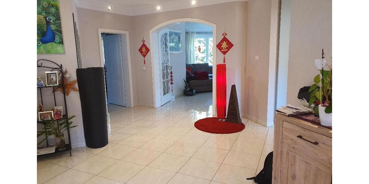 Villa Wolfsburg Alt-Wolfsburg - 7 Zimmer, 300 m&sup2;, 2.000&euro; | Angebot:23427315