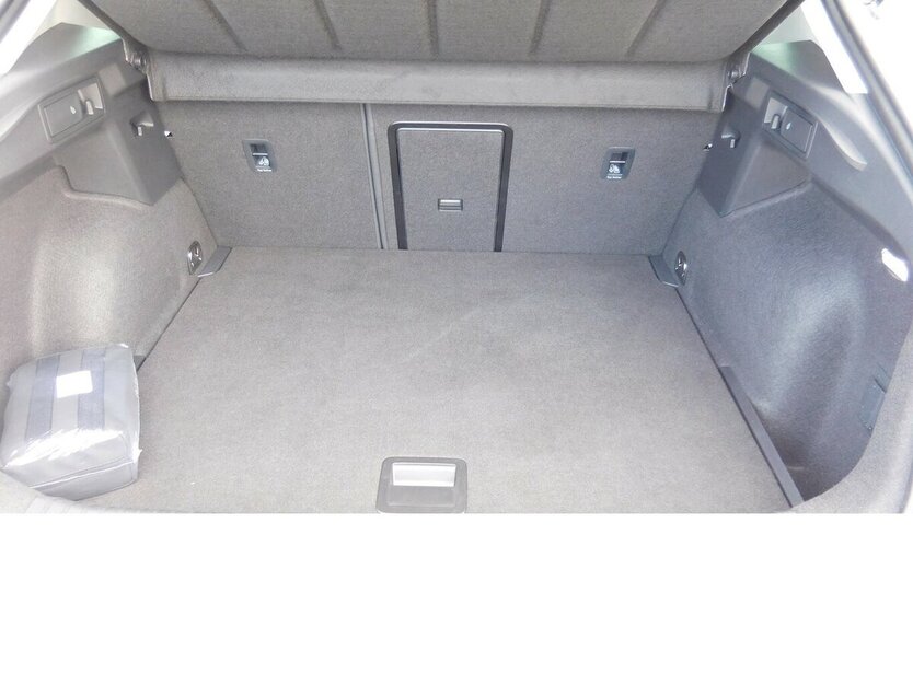 Cupra Formentor 1.5 TSI BMT Klima LED Alu Navi 15.600 km 22.990 € Vordorf 38533