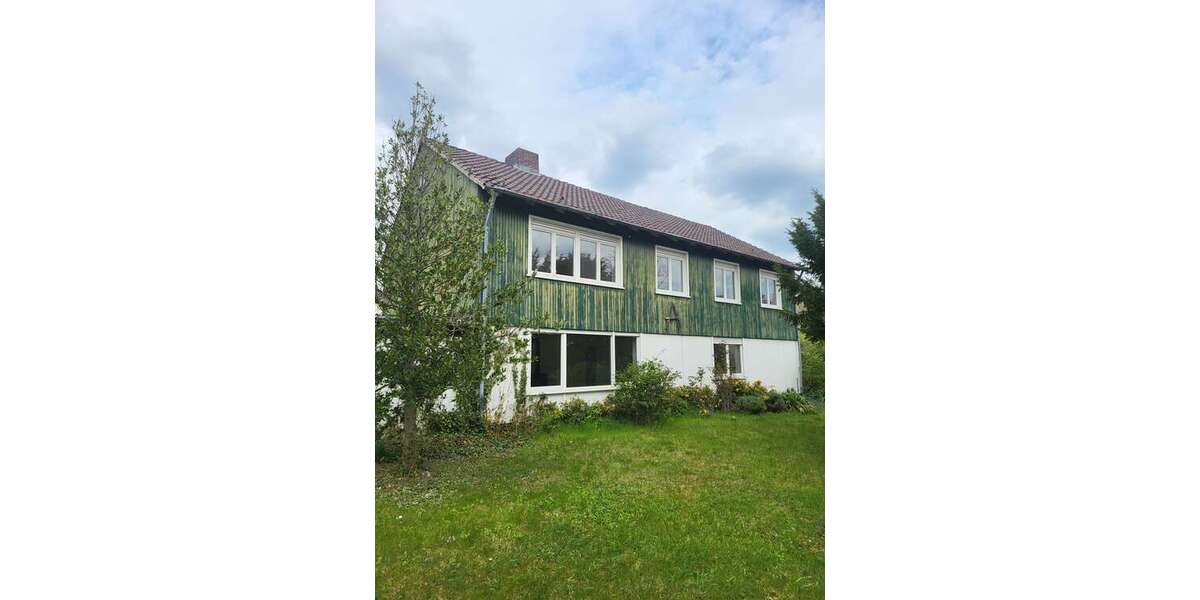 Einfamilienhaus Königslutter am Elm - 9 Zimmer, 235 m&sup2;, 190.000&euro; | Angebot:26611595