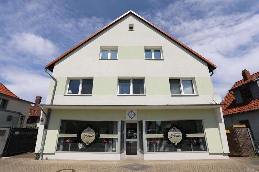 Haus zum Kaufen in Gifhorn 520.000 € 198 m²