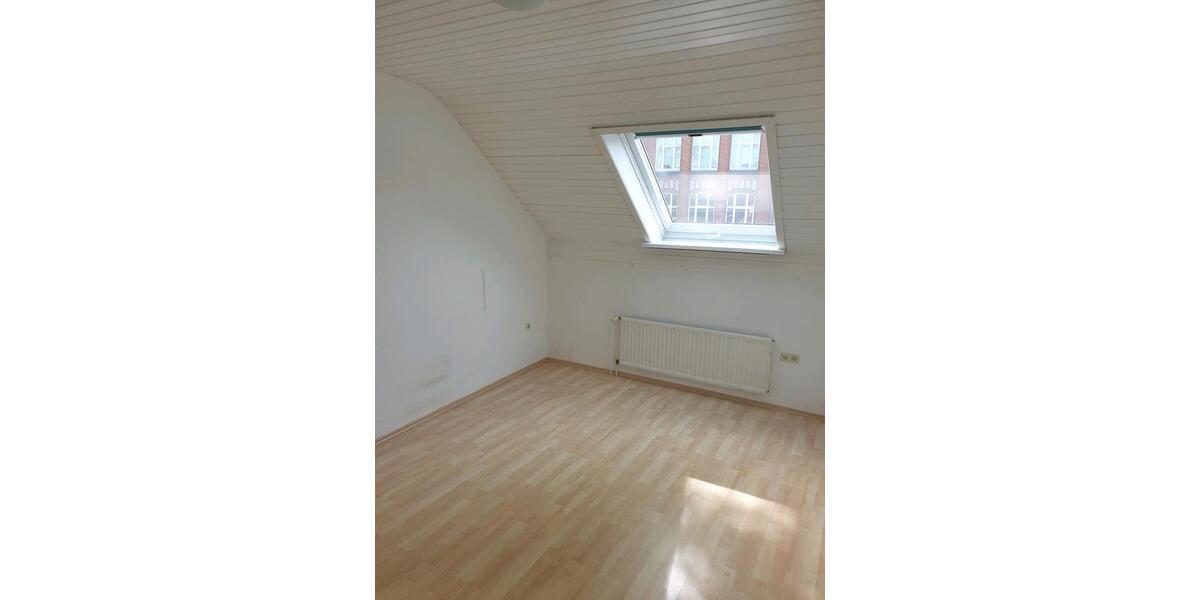 Dachgeschoßwohnung Gifhorn - 4 Zimmer, 100 m&sup2;, 700&euro; | Angebot:26521157