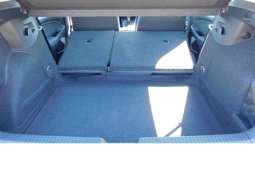 VW Golf VIII 1.5 TSI Navi Klima 6.700 km 20.990 € Vordorf 38533