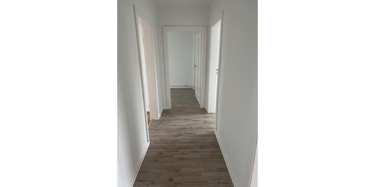 Dachgeschoßwohnung Helmstedt - 3 Zimmer, 60 m&sup2;, 650&euro; | Angebot:26249617