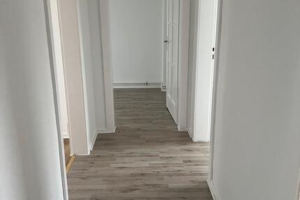 Wohnung Helmstedt - 3 Zimmer, 60 m&sup2;, 650&euro; | Angebot:26249617