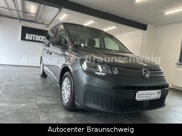 VW Caddy 149.000 km 15.990 &euro; Braunschweig 38112