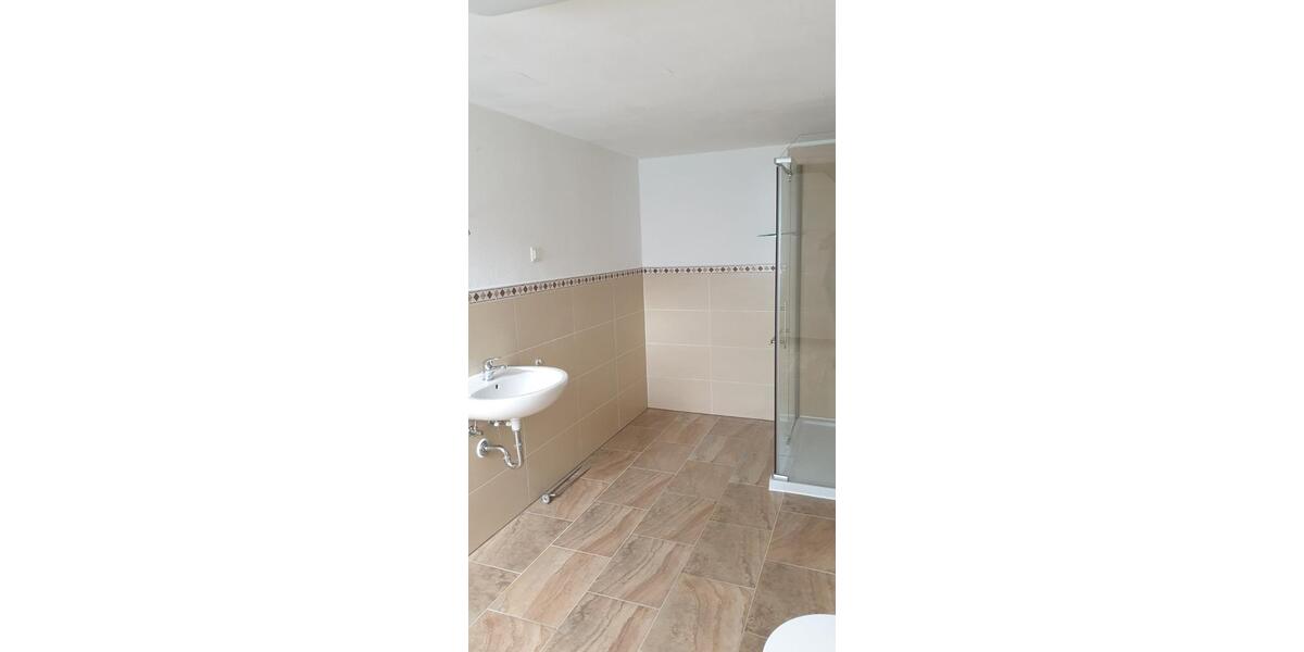 Dachgeschoßwohnung Lehre - 2 Zimmer, 80 m&sup2;, 600&euro; | Angebot:25171229