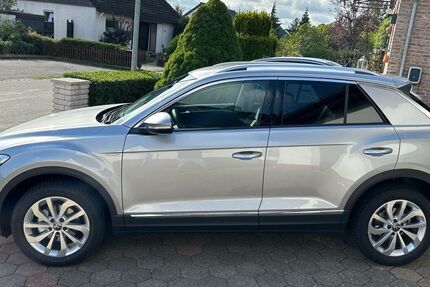 VW T-Roc 16.200 km 26.800 € Wolfsburg 38442