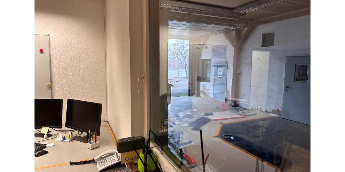 Moderne Büroräume mit eigenem Eingang und optionalen Lagerflächen in ruhiger Lage - Tülau zimmer