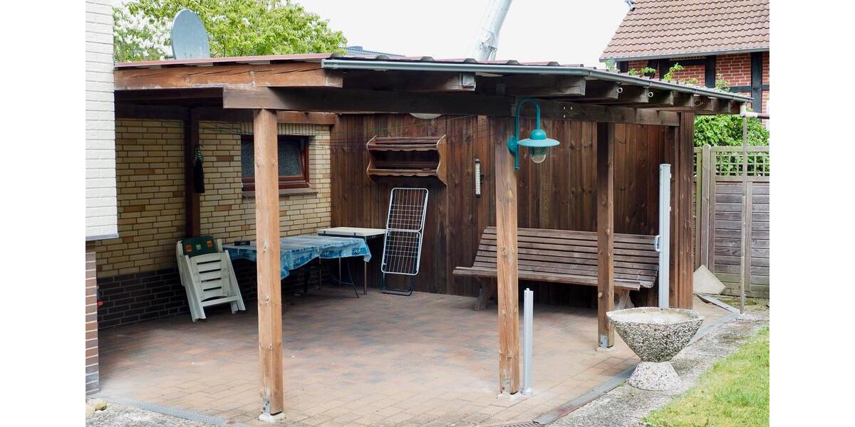 Helle 3–Zimmer-Wohnung mit Balkon und Garten 3 zimmer