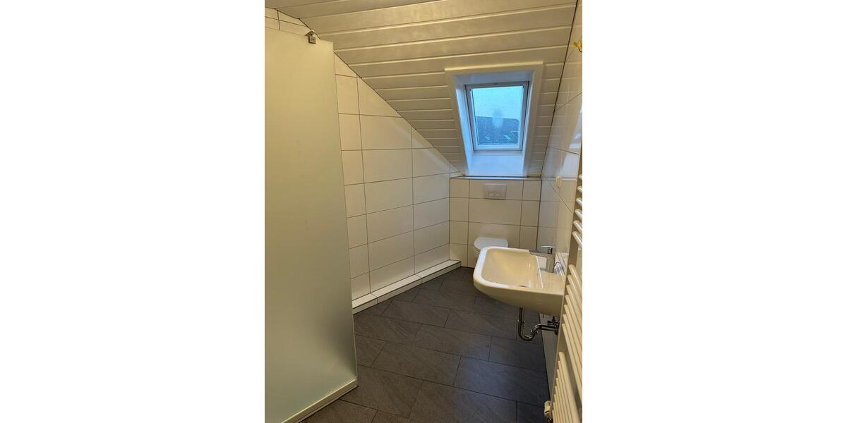 Dachgeschoßwohnung Gifhorn - 3 Zimmer, 83 m&sup2;, 700&euro; | Angebot:26338169