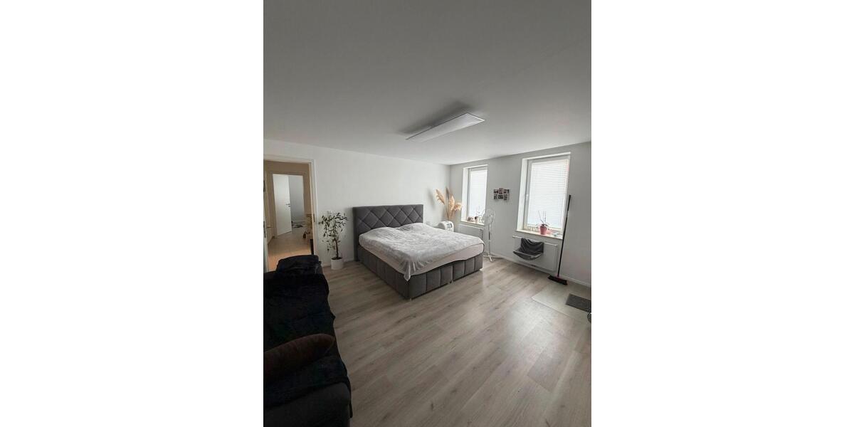 Terrassenwohnung Helmstedt - 4 Zimmer, 160 m&sup2;, 1.200&euro; | Angebot:26669426