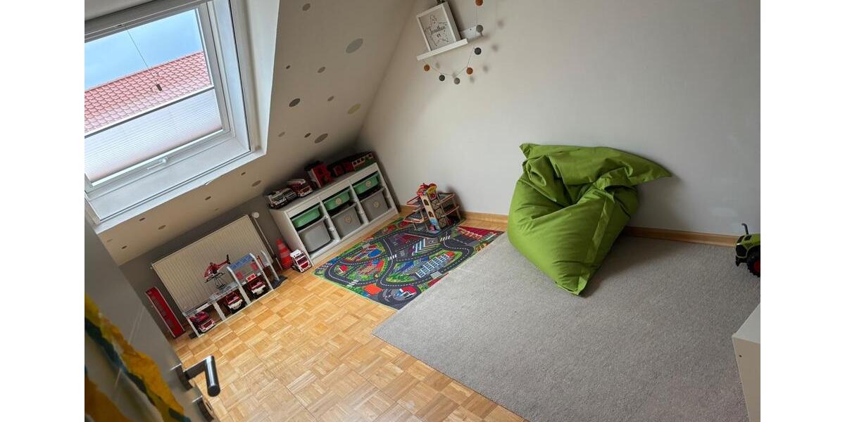 Etagenwohnung Helmstedt - 3 Zimmer, 92 m&sup2;, 185.000&euro; | Angebot:26051517