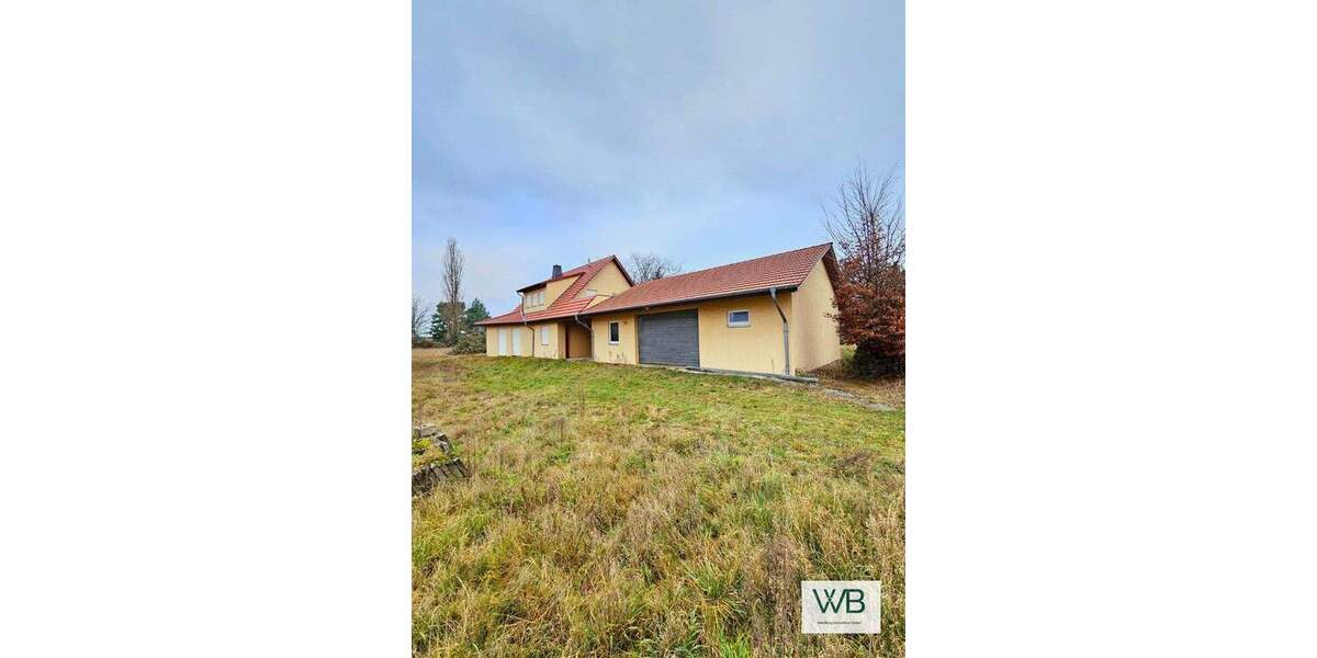 Zweifamilienhaus in Braunschweig (Waggum) mit Monteurszimmer auf Erbbaurecht 6 zimmer