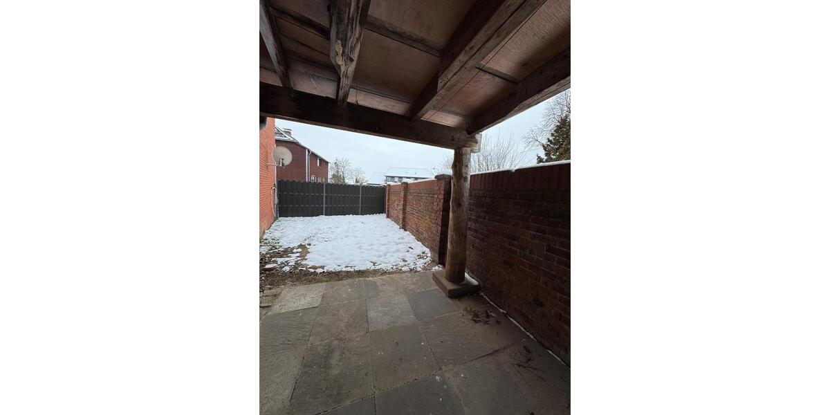 Erdgeschoßwohnung Rühen - 3 Zimmer, 86 m&sup2;, 850&euro; | Angebot:24787846