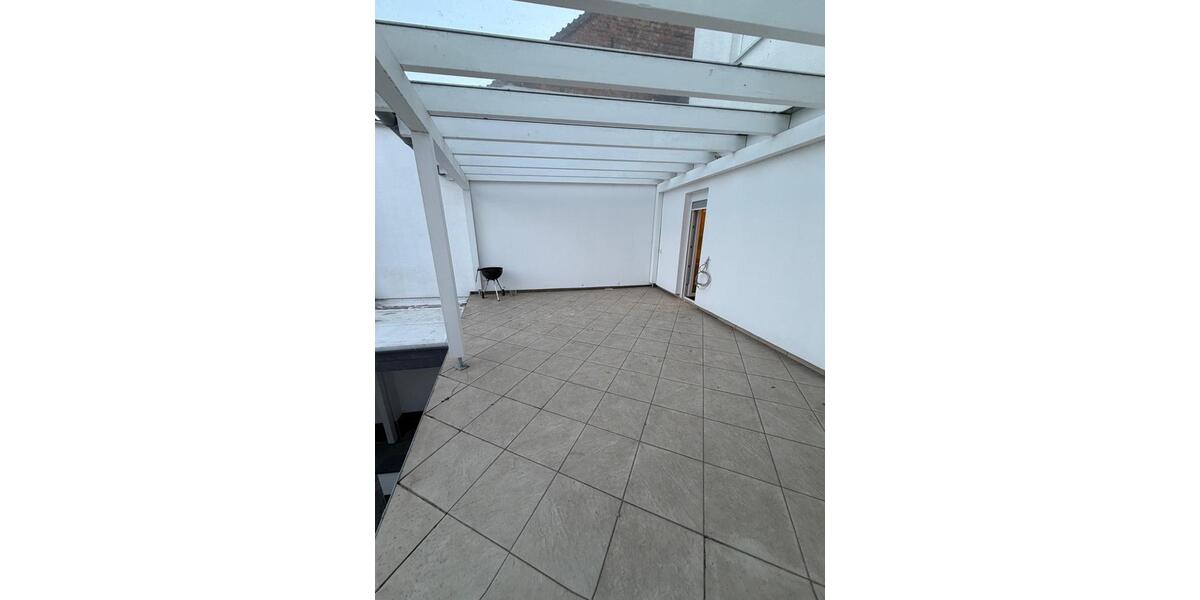 Etagenwohnung Helmstedt - 4 Zimmer, 115 m&sup2;, 1.150&euro; | Angebot:25322320