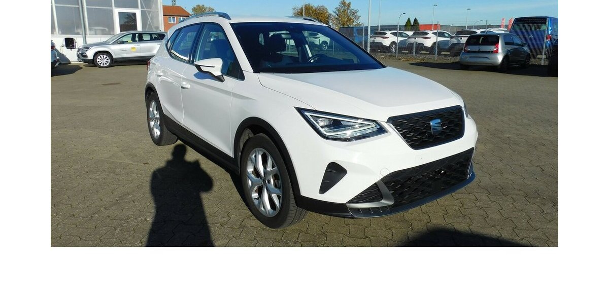 Seat Arona 1.0 FR-Line TSI BMT Navi Klima Alu 27.000 km 16.990 € Vordorf 38533