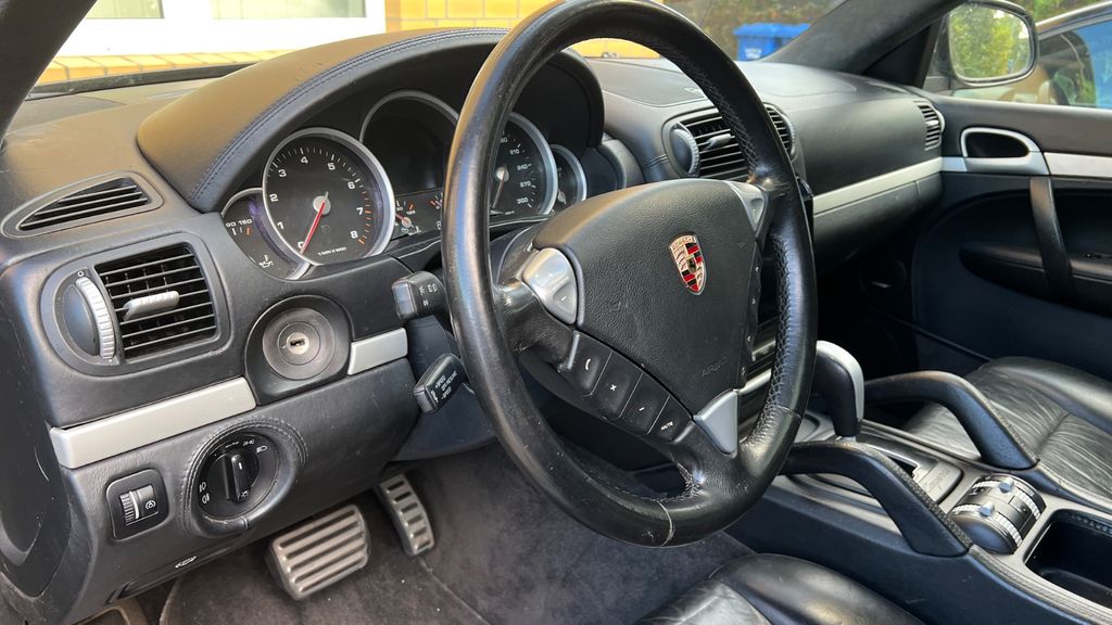 Porsche Cayenne 230.000 km 9.000 &euro; Gifhorn 38518