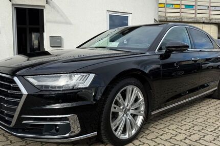 Audi A8 279.999 km 32.980 &euro; Braunschweig 38122