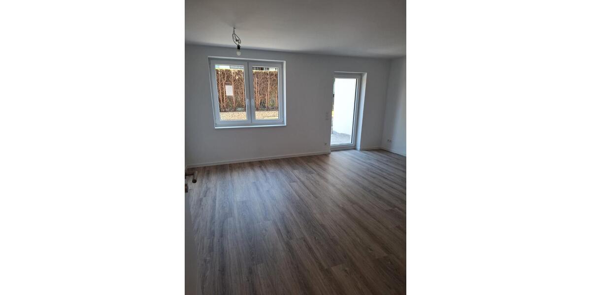 Etagenwohnung Braunschweig Lehndorf-Watenbüttel - 4 Zimmer, 126 m&sup2;, 1.450&euro; | Angebot:26313174