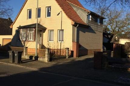 Haus Gifhorn - 7 Zimmer, 160 m&sup2;, 1.350&euro; | Angebot:26461235