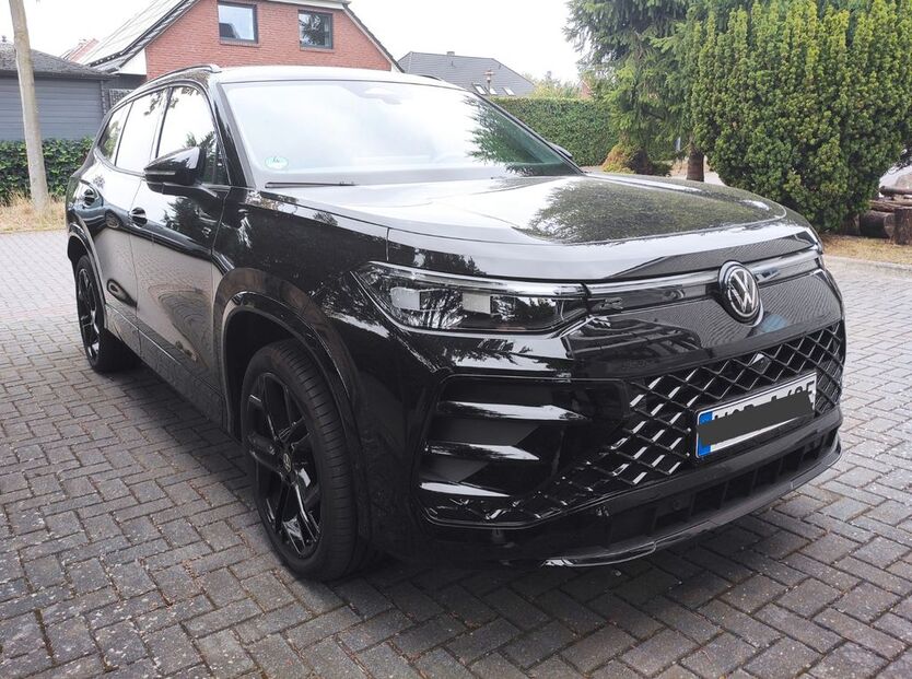 VW Tayron 5.000 km 53.900 € Wolfsburg 38446