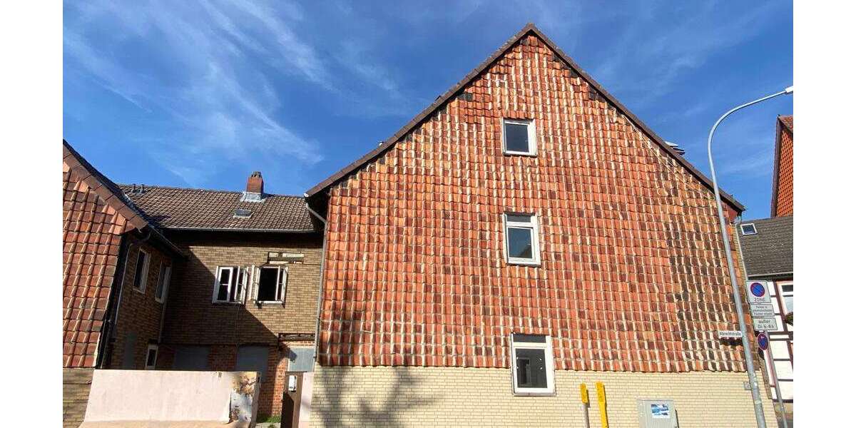 Einfamilienhaus Helmstedt - 4 Zimmer, 200 m&sup2;, 66.000&euro; | Angebot:26094203