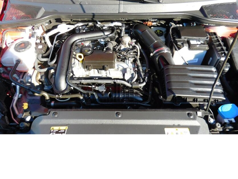 Seat Arona 1.0 Style Beats TSI BMT Klima Navi Alu 31.900 km 15.990 € Vordorf 38533