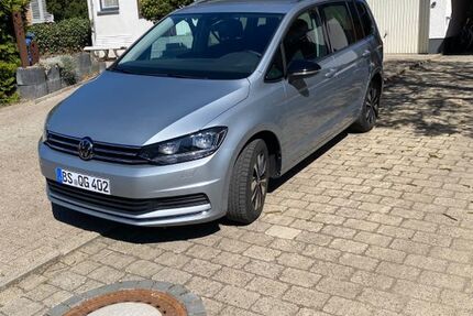 VW Touran 24.000 km 27.498 &euro; Braunschweig 38112