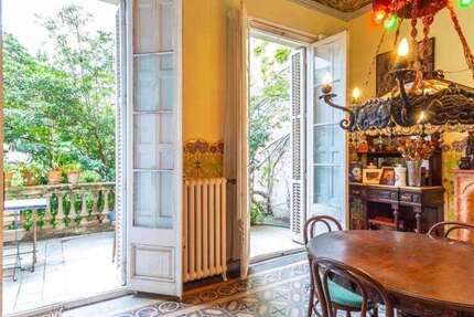 Haus zum Kaufen in Barcelona 1.900.000 € 320 m²