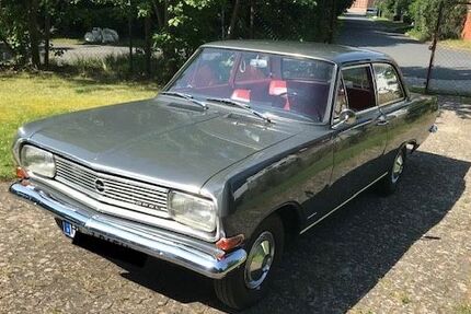 Opel Rekord 79.900 km 10.950 € Helmstedt 38350
