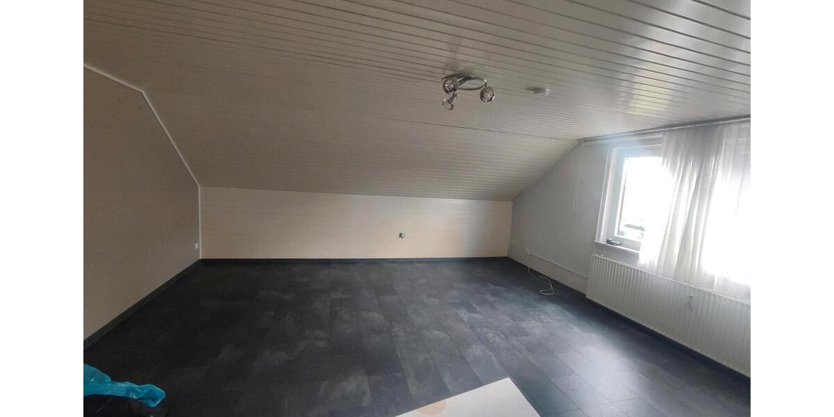 Dachgeschoßwohnung Wolfsburg Almke - 2 Zimmer, 75 m&sup2;, 520&euro; | Angebot:24652440