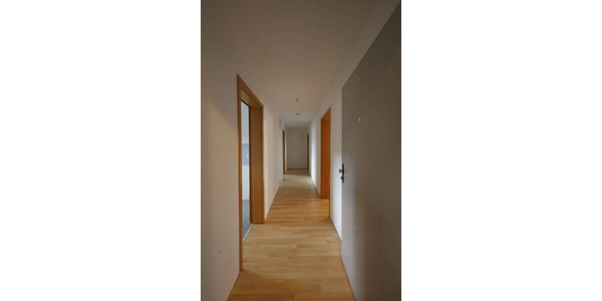 Etagenwohnung Helmstedt_Kreis Emmerstedt - 3 Zimmer, 81 m&sup2;, 648&euro; | Angebot:25927490