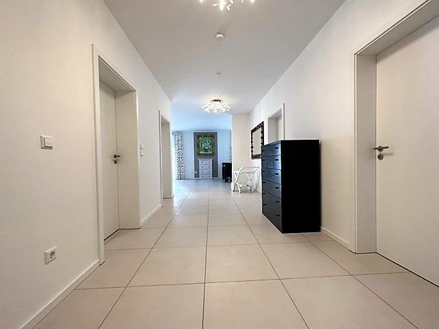 Etagenwohnung Gifhorn - 4 Zimmer, 130 m&sup2;, 1.340&euro; | Angebot:26144572