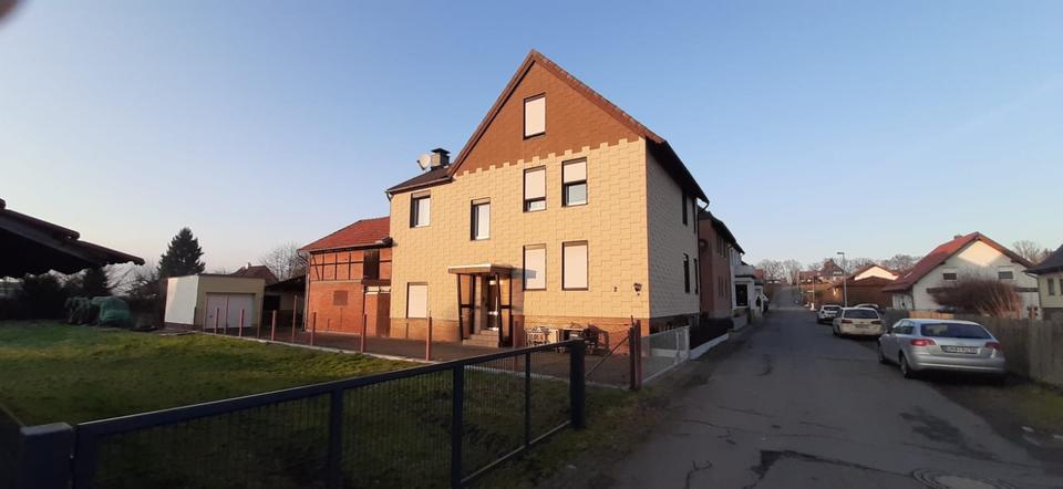 Ohne Provision, freistehendes Ein- bis Zweifamilienhaus 8 zimmer