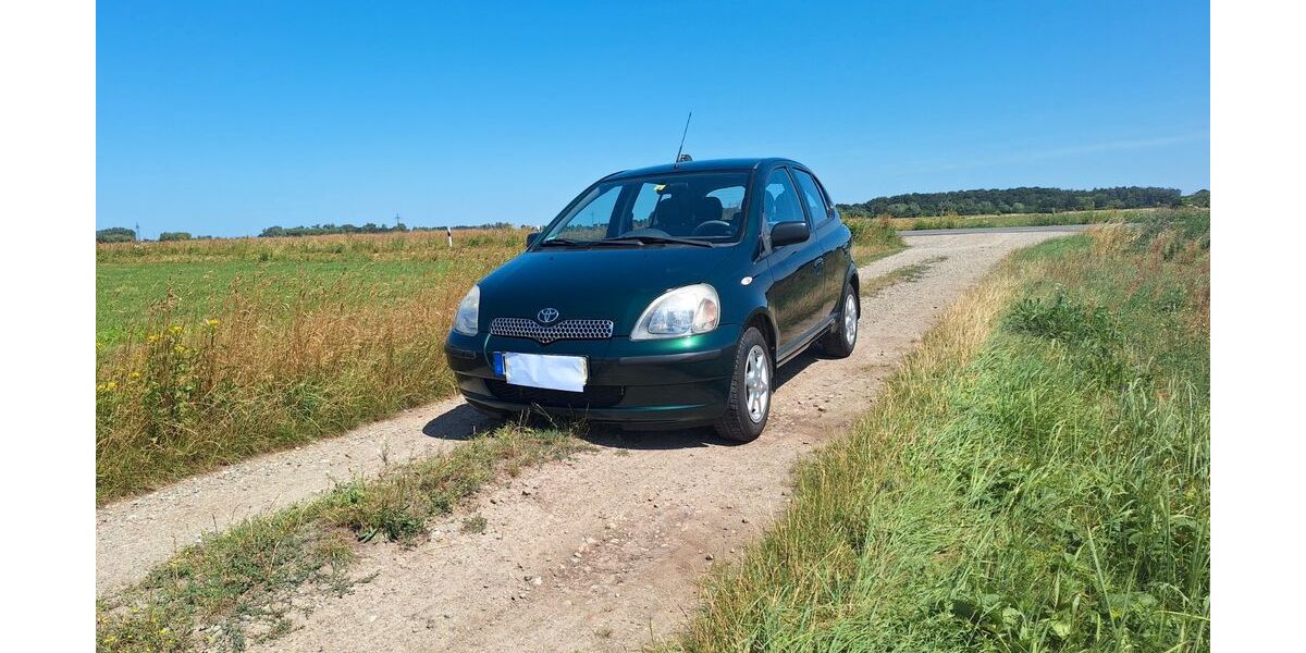 Toyota Yaris 186.000 km 1.350 &euro; Bahrdorf 38459