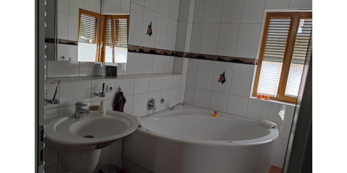 Etagenwohnung Wolfsburg Ehmen - 3 Zimmer, 95 m&sup2;, 298.000&euro; | Angebot:26762054