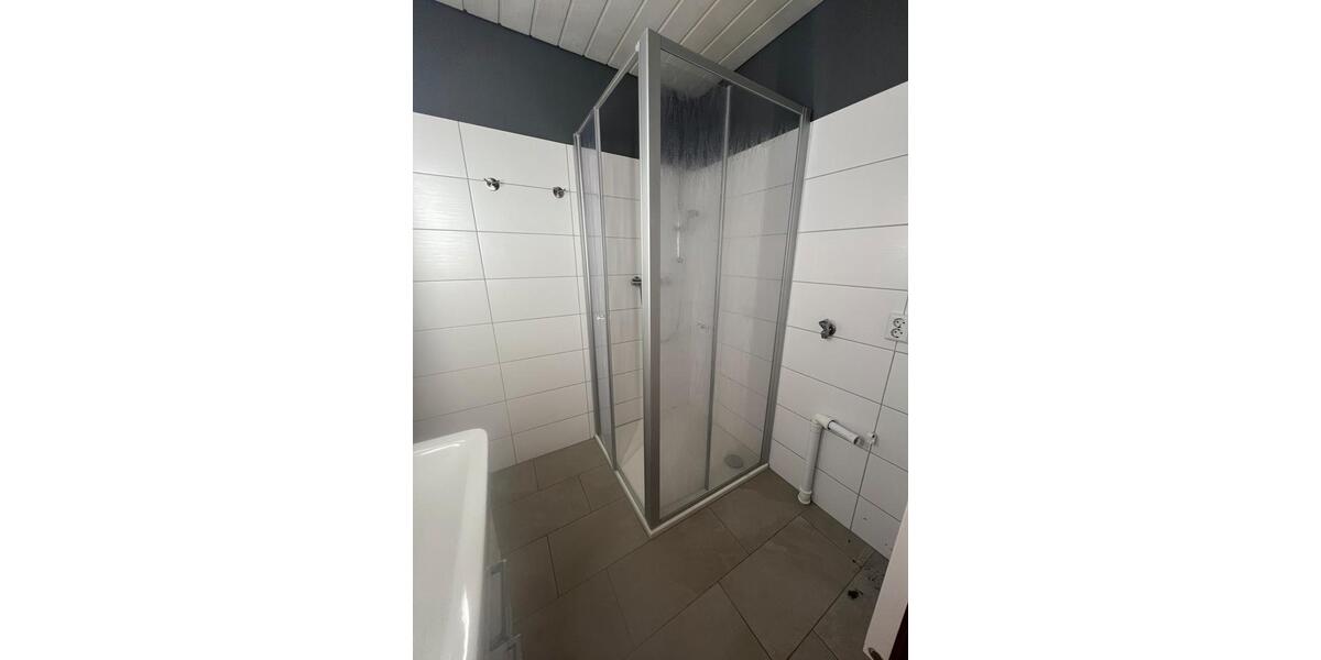 Erdgeschoßwohnung Wolfsburg Detmerode - 3 Zimmer, 75 m&sup2;, 180.000&euro; | Angebot:26174015