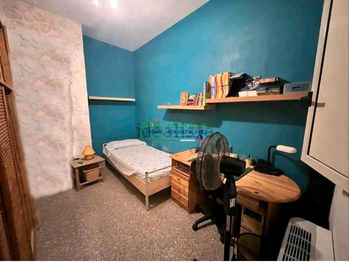 Etagenwohnung Wolfsburg Alt-Wolfsburg - 4 Zimmer, 104 m&sup2;, 85.000&euro; | Angebot:26561991